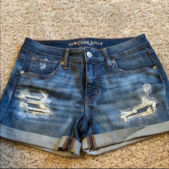 American Eagle Midi Shorts - Picture 1 of 3